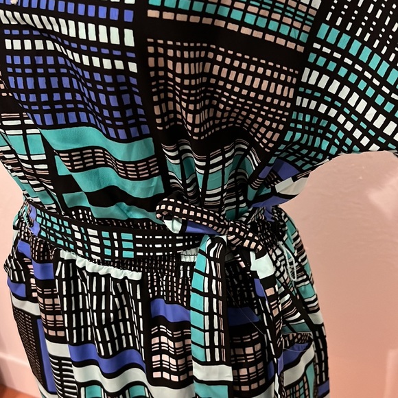 Banana Republic Block Patterned Dress Sz 8 - Picture 2 of 6